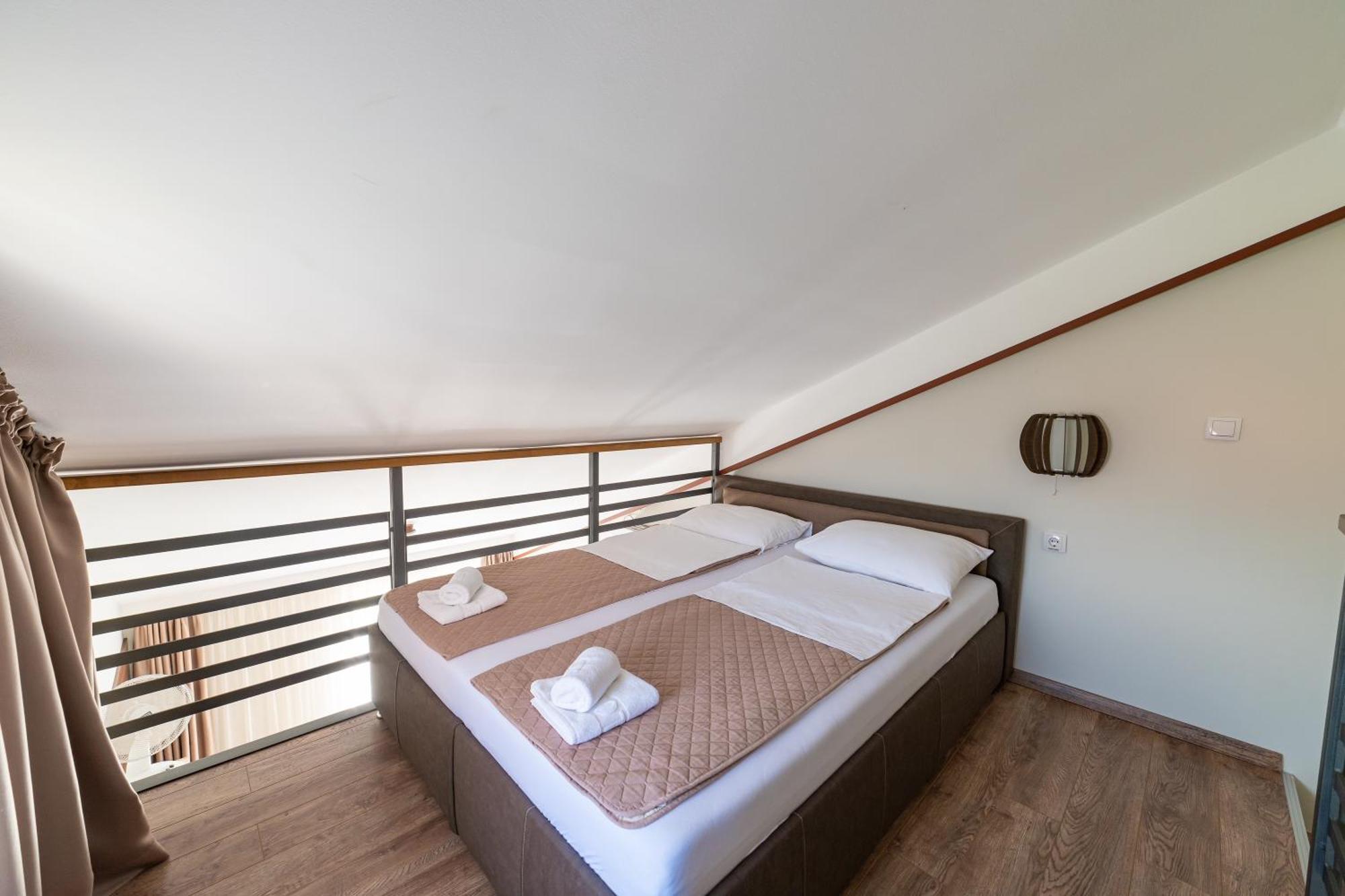 Atrijum Apartments And Rooms Kladovo Exterior photo