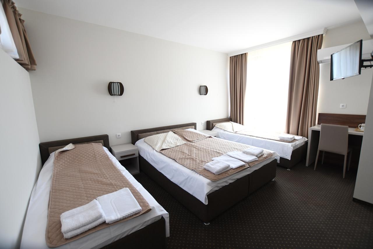 Atrijum Apartments And Rooms Kladovo Exterior photo
